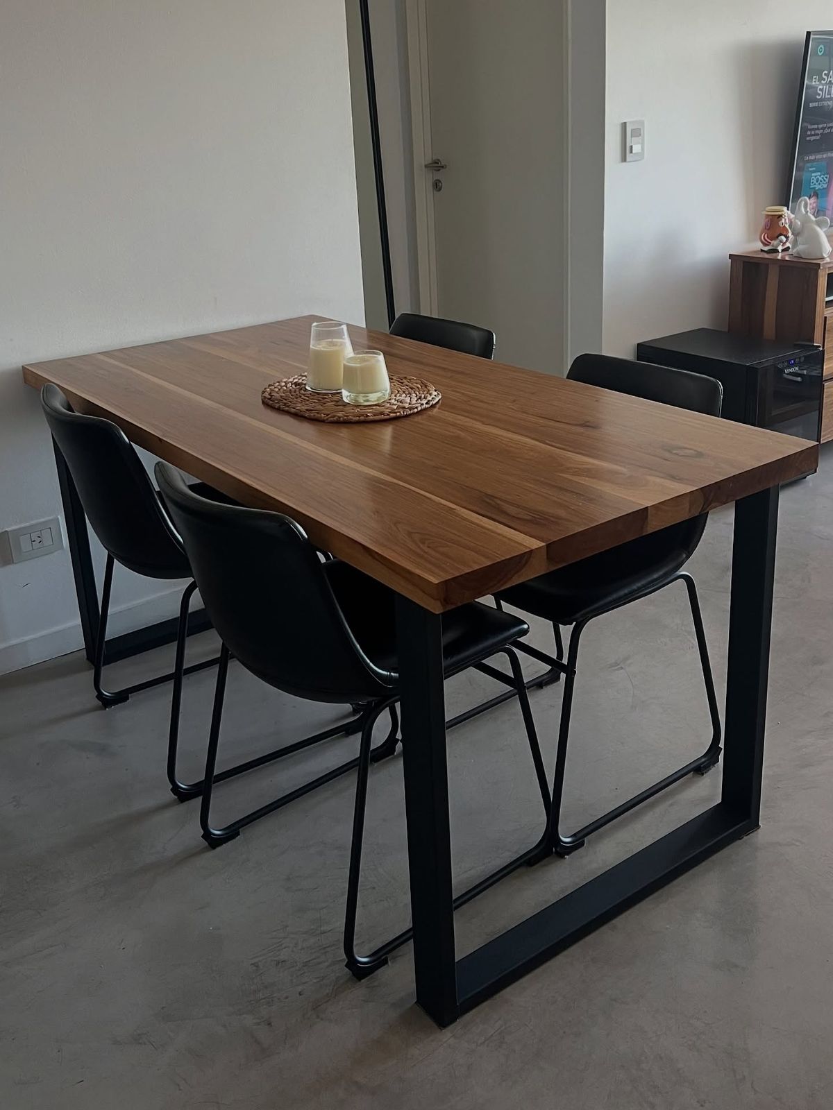 Mesa Aura